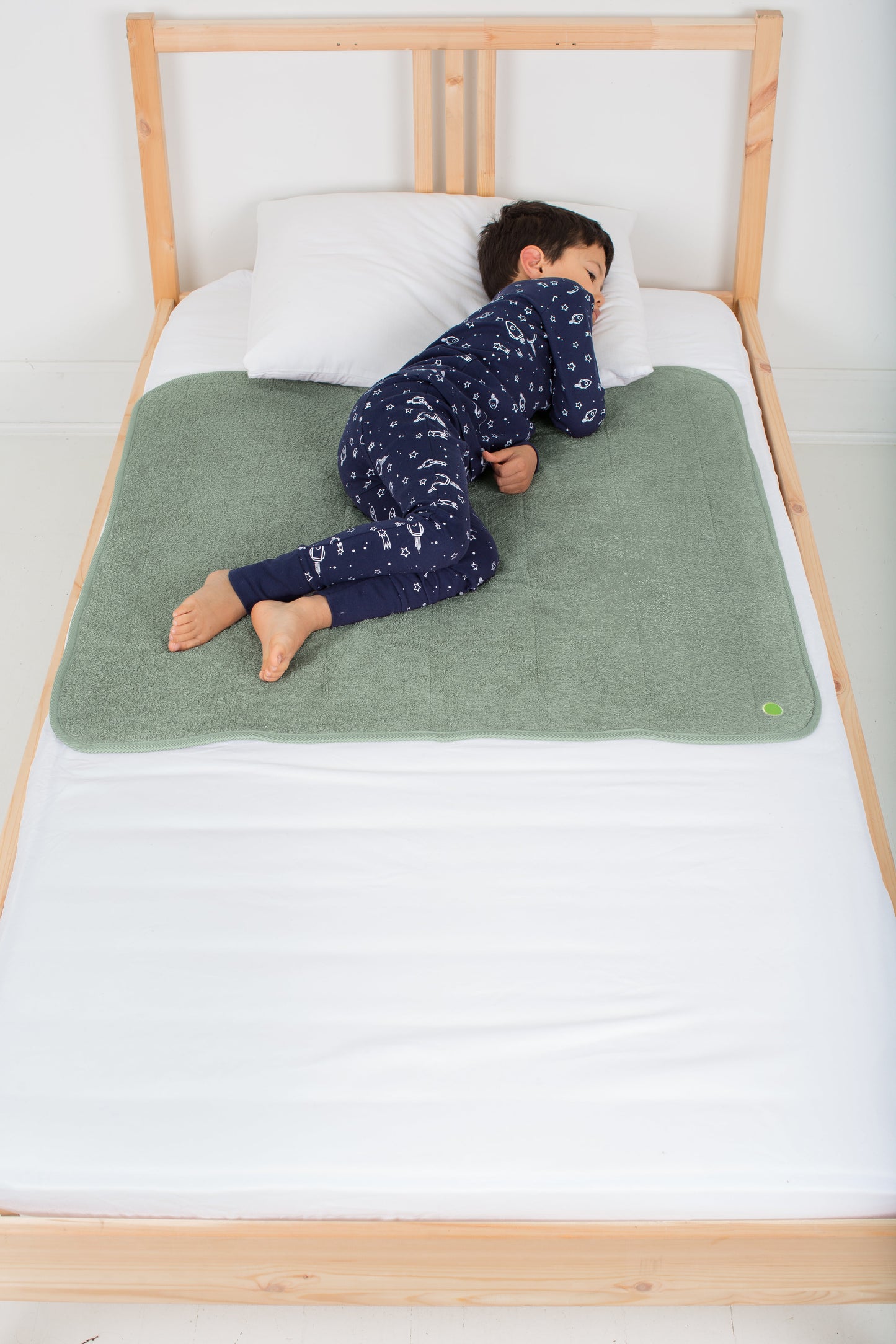 Medium 3'x3' - Sage (grayish-green)