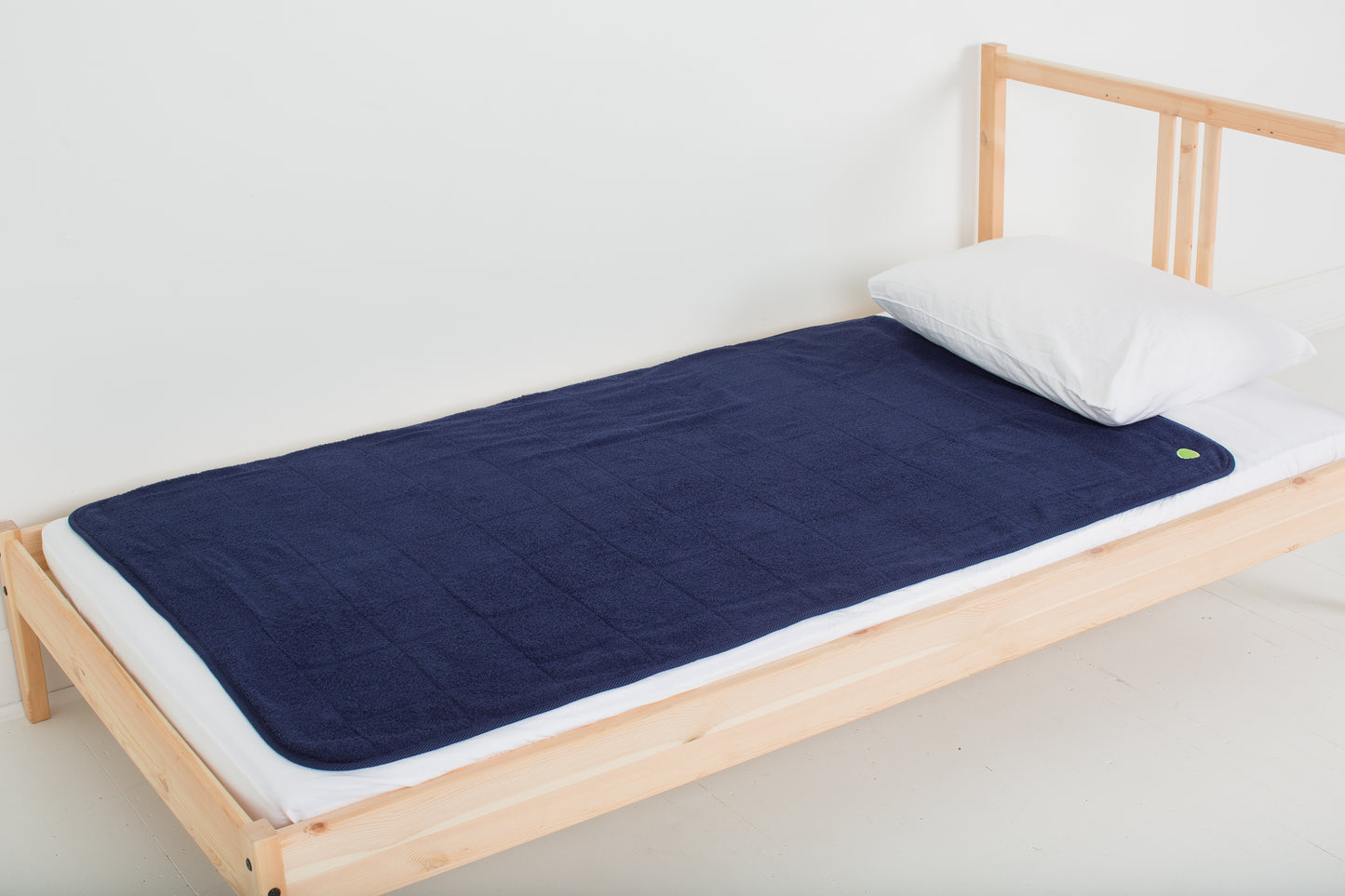 Large 3'×5' - Navy Baby (navy blue)